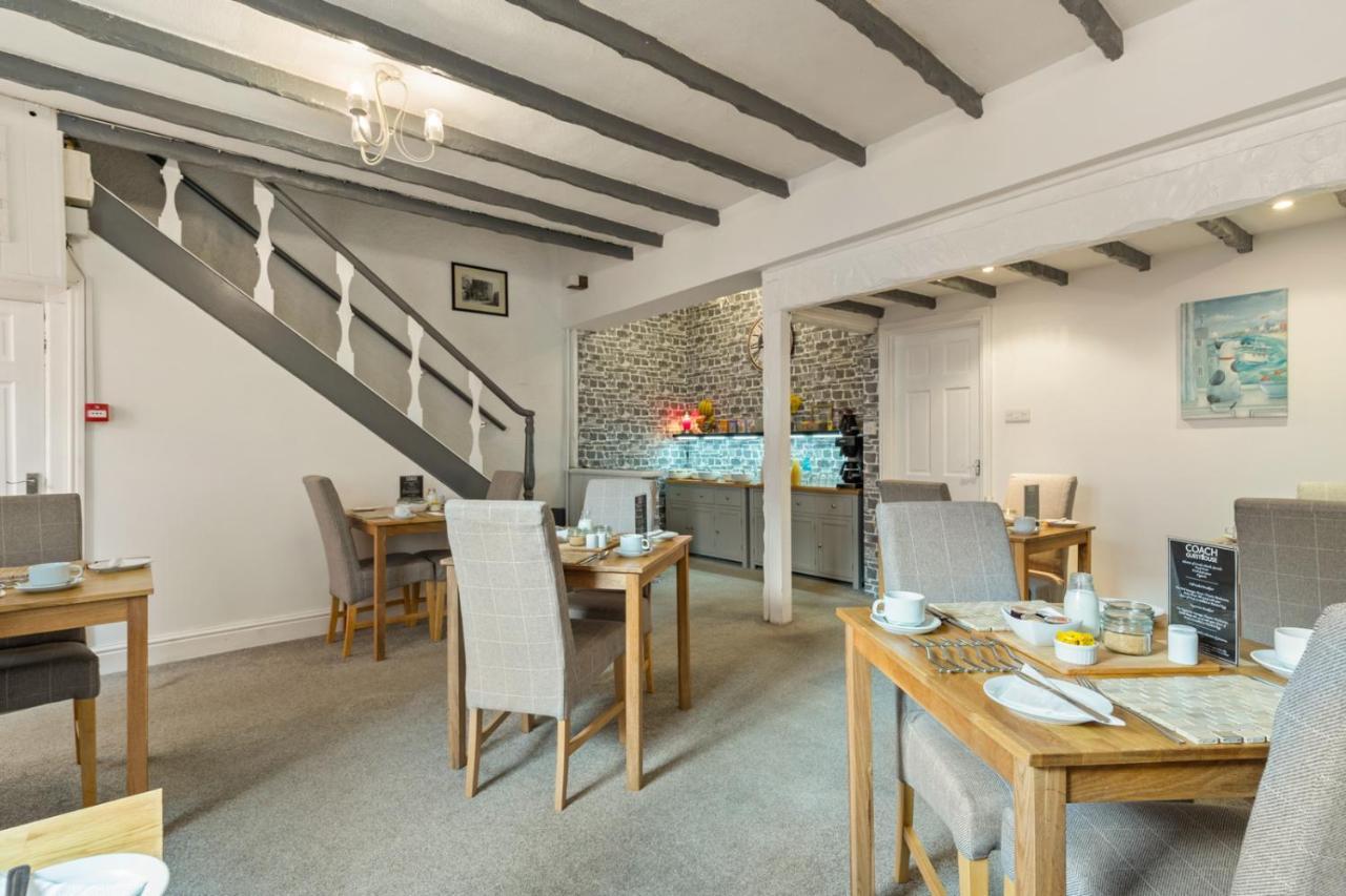 Coach Guest House Тенби Екстериор снимка
