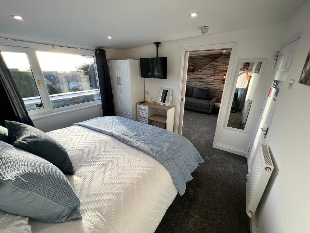 Coach Guest House Тенби Екстериор снимка